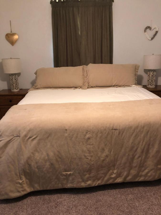וויקי וואצ'י Cozy Cottage River House מראה חיצוני תמונה